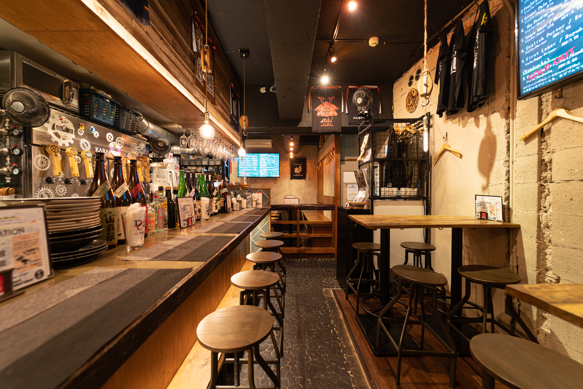 KARAKURI Craft Beer & Oden & Sake(からくり 麦酒とおでんと酒) さんの 公式写真