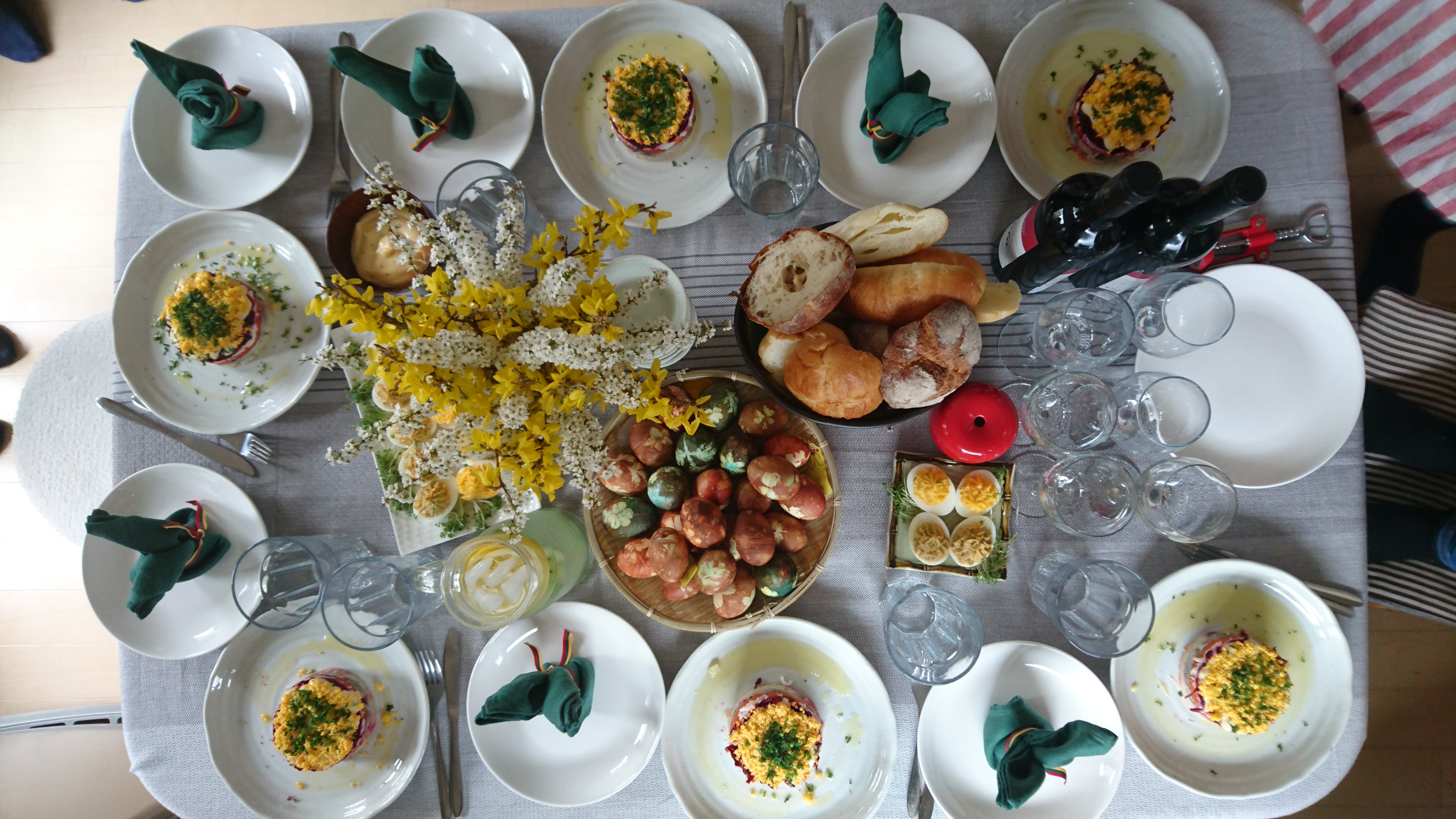 Jurga さんの リトアニアのイースターお祝い - たまごを色付けしましょう！