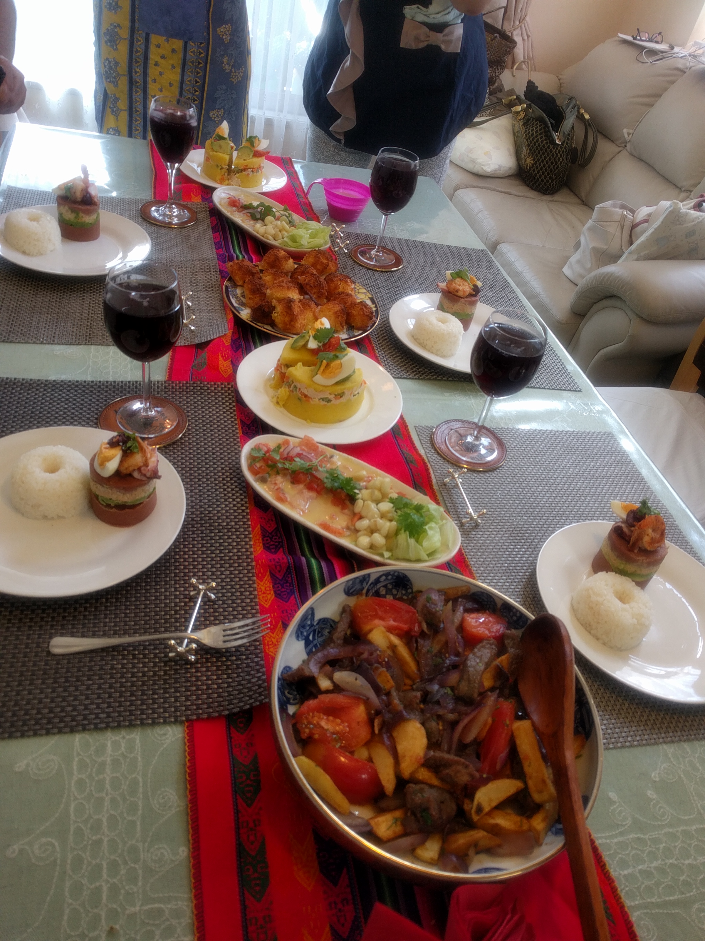 emiko さんの CHRISTMAS CHICKEN PERU VERSION　スタッフドチキン丸焼きペルー版