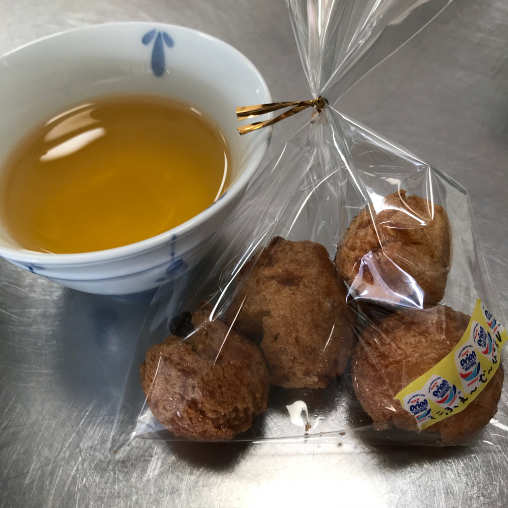 ゆんたくキッチン さんの お餅好き必食★ムーチー（鬼餅）を作って食べて、厄払いしませんか