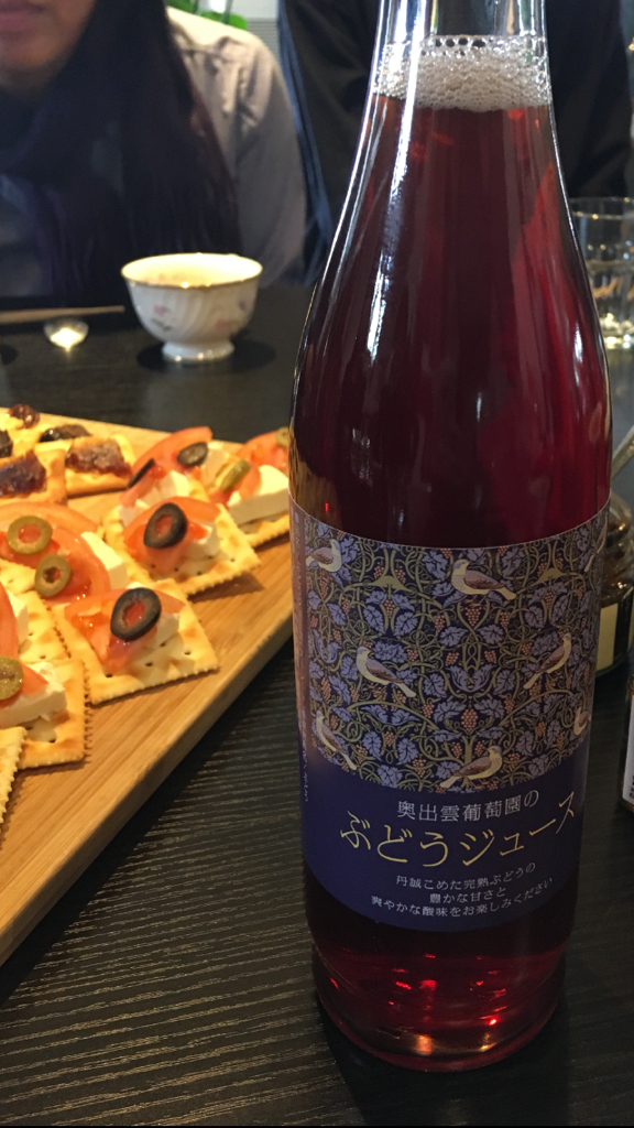 Tanaka shie さんの ちいさな集落のささやかな挑戦を　こっそり応援する会