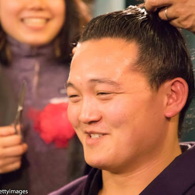 ちゃんこぽんちー さんの 本物の相撲部屋のちゃんこ鍋を食べよう！ドスコイ！(ベジ対応可)