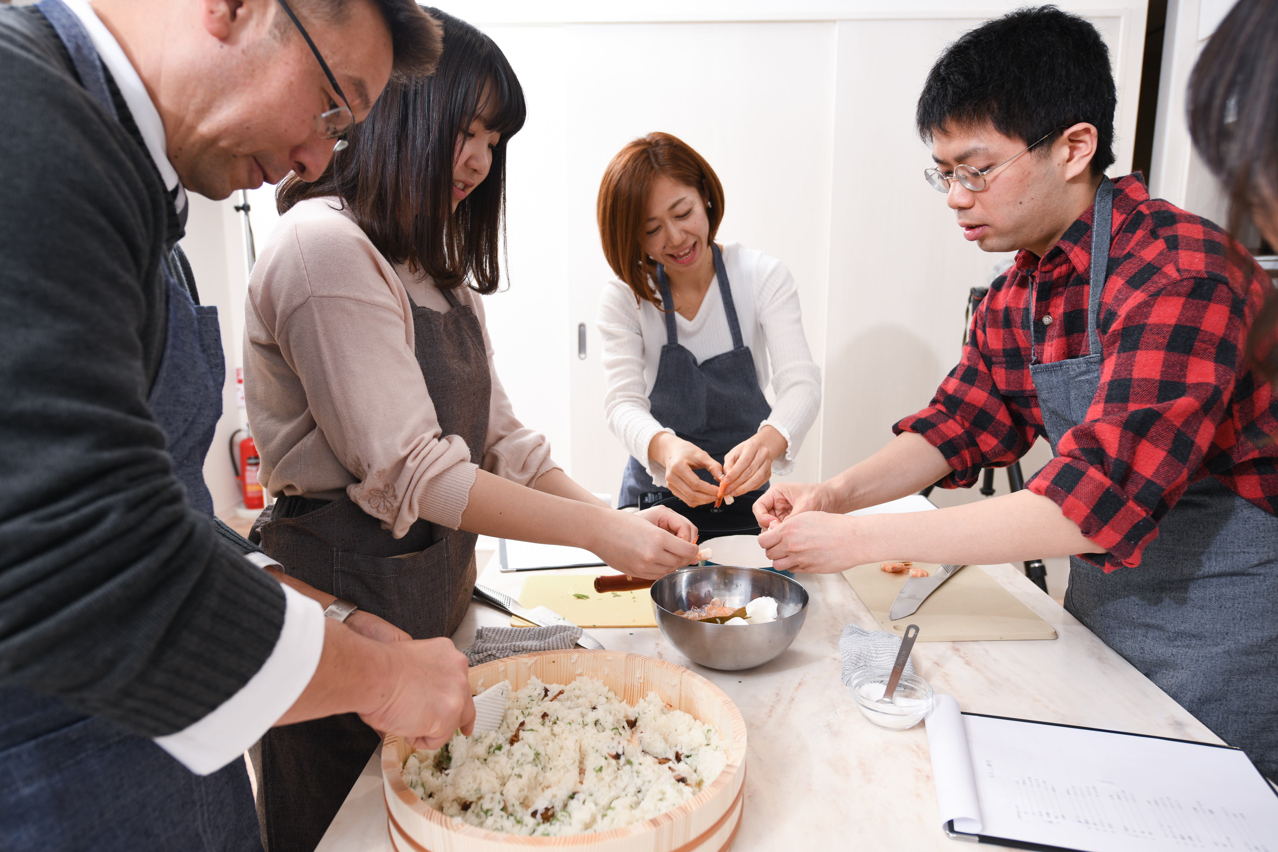 ノートルキッチン さんの 【桜の季節を楽しもう！】桜餅2種類&お花見にぴったり彩りいなり寿司