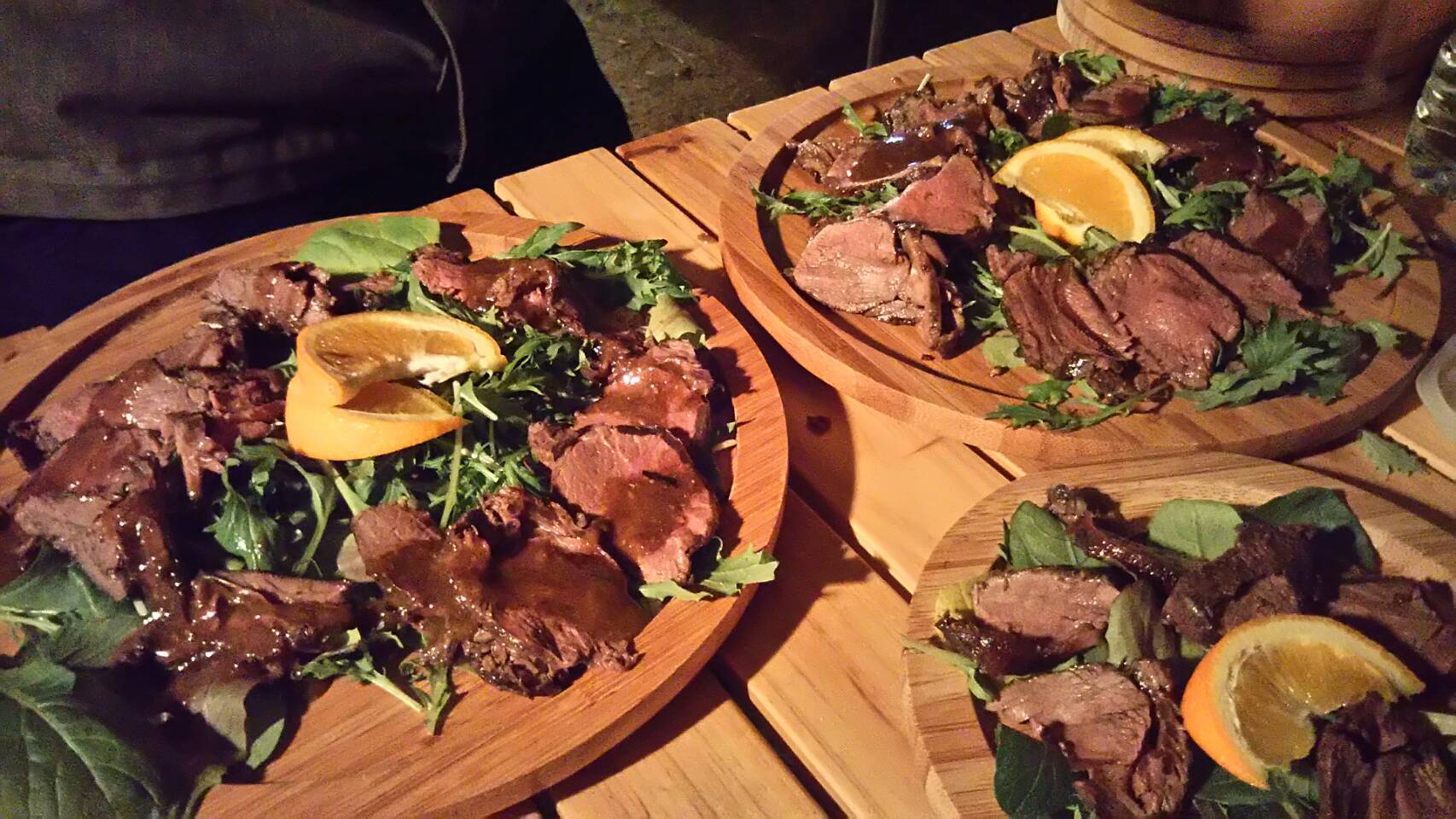 バロンズキッチン さんの グランピング ラグジュアリー テーブル