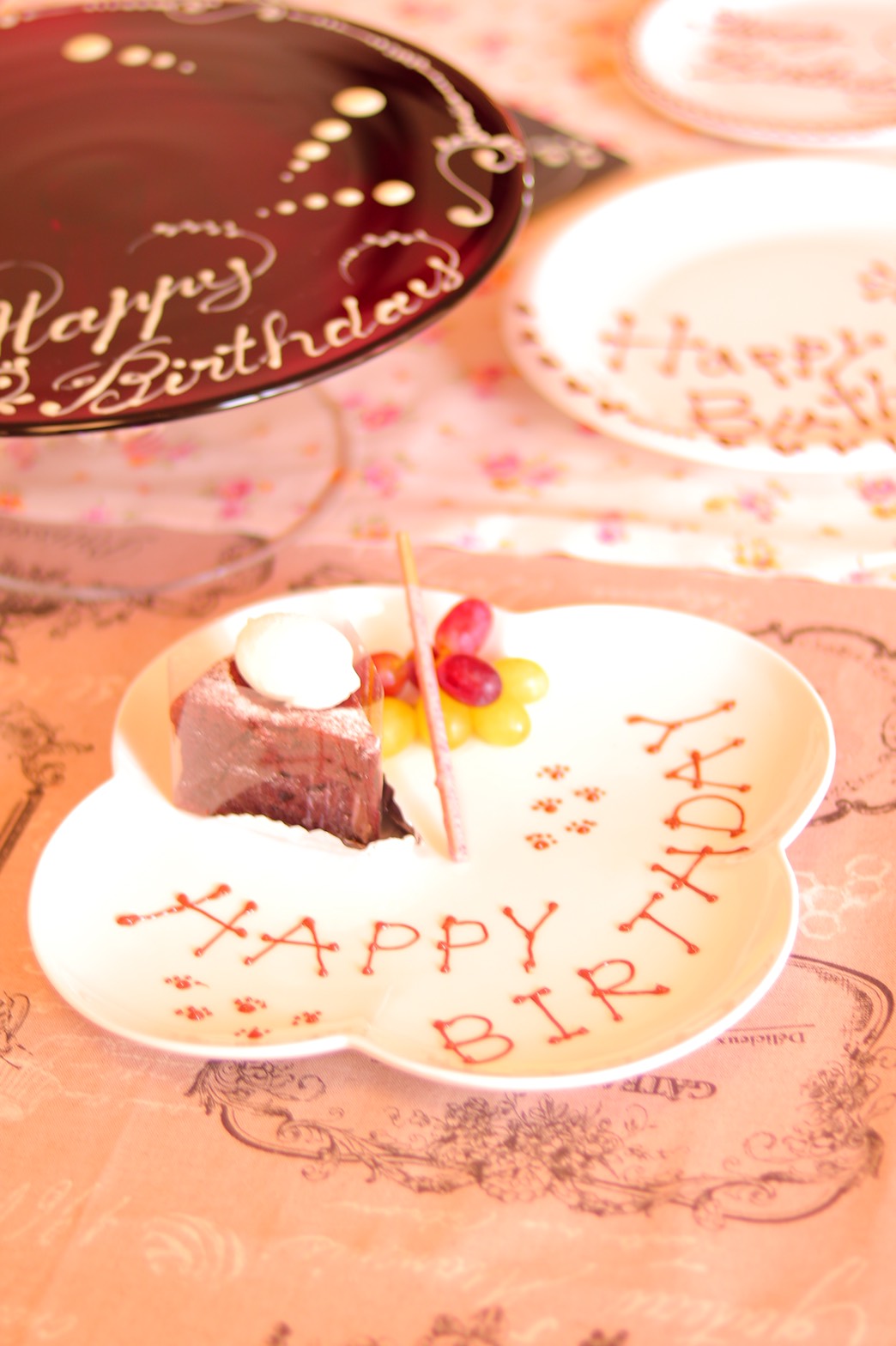 KitchHike User さんの ✨朝活✨チョコペンでお皿を飾ってお誕生日プレートを作ろう♪