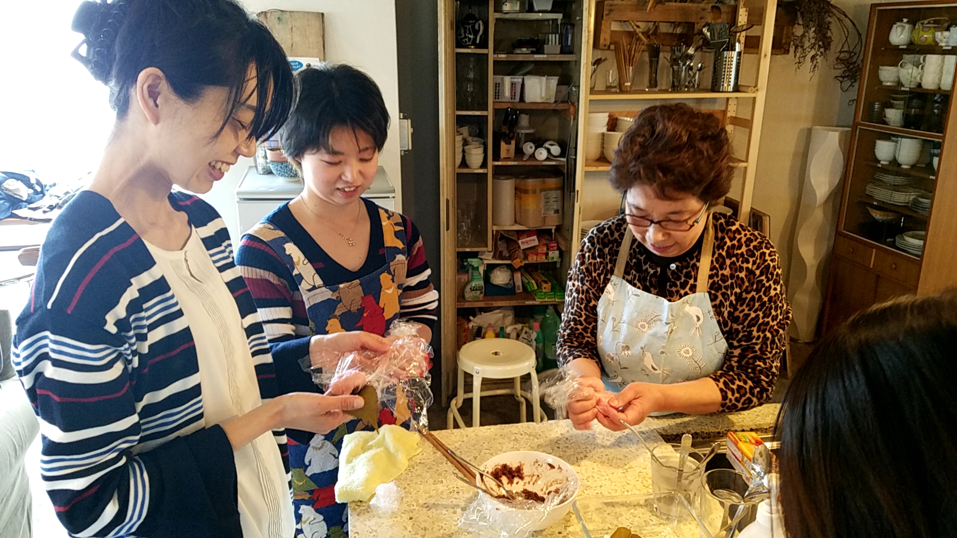 Aya さんの 【春スイーツ】桜のあんフラワーロールケーキを作ろう！