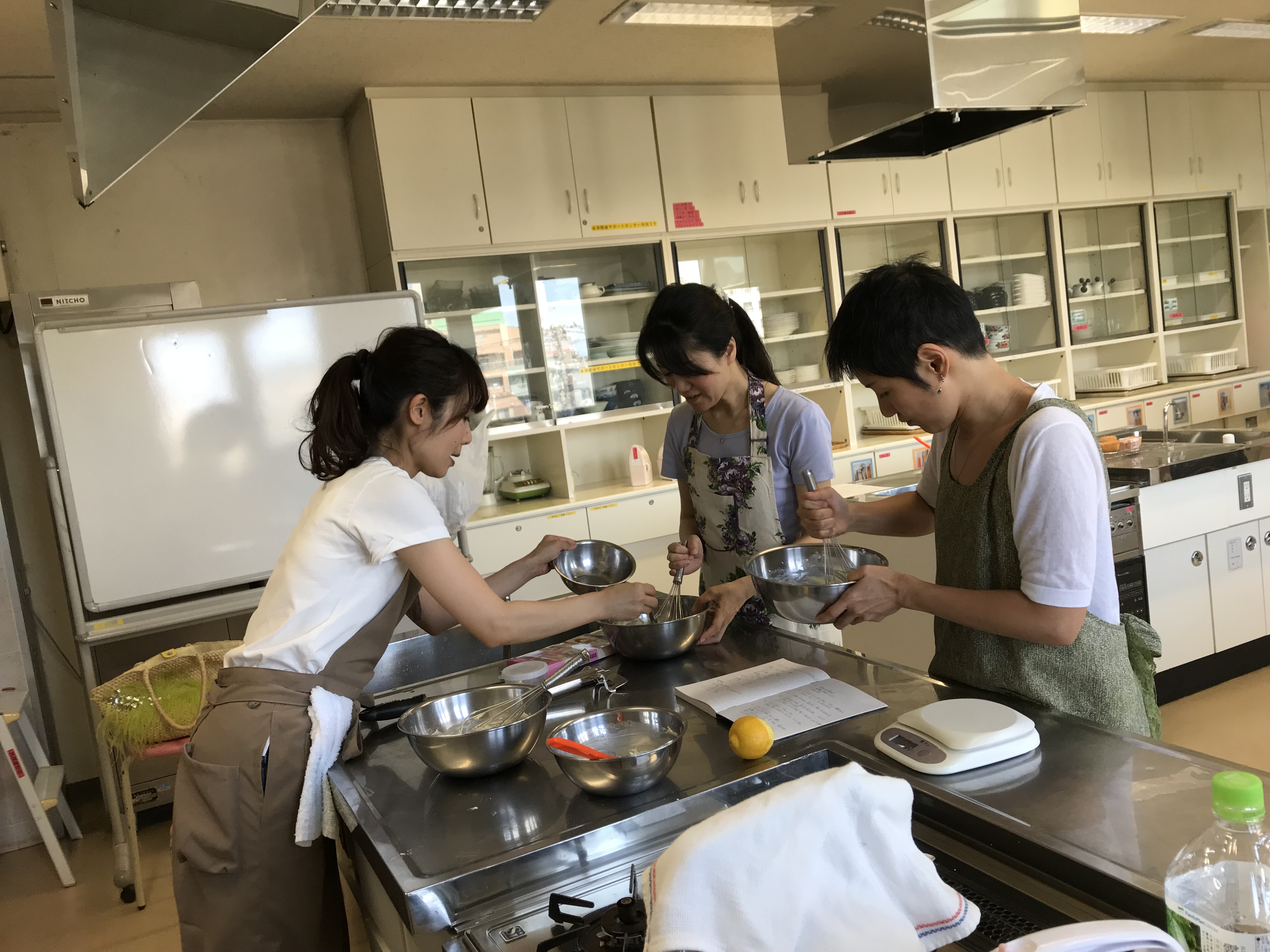 KitchHike User さんの はなやか春のスイーツ♪いちごのシャルロット