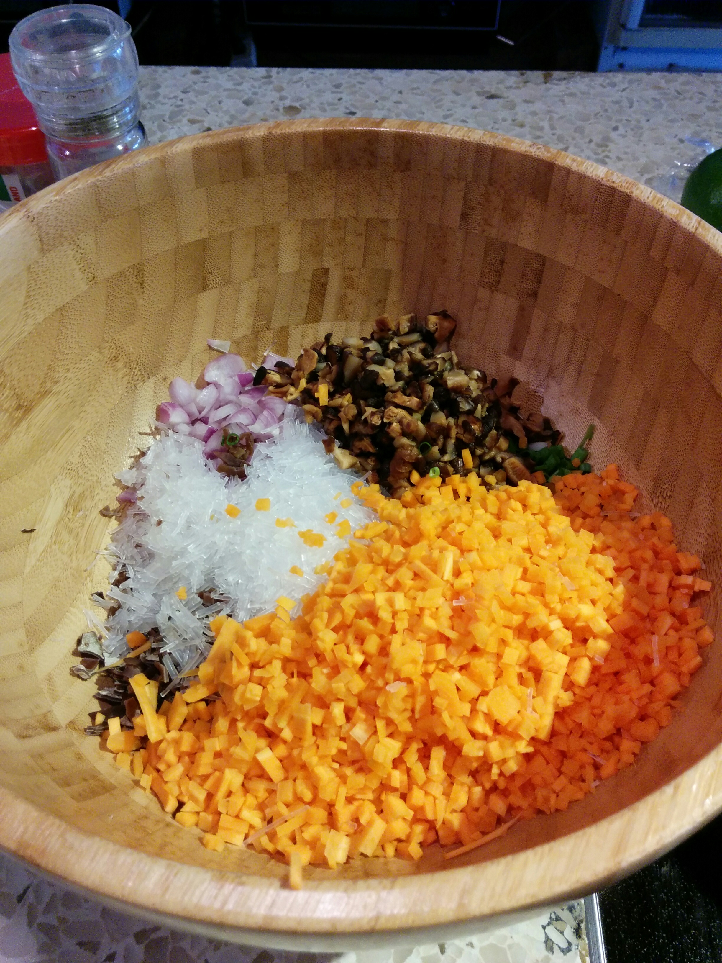 Chieko さんの ベトナム人とユニットを組みます！スパイスの効いた手作り「大人のコーラ」も楽しもう。