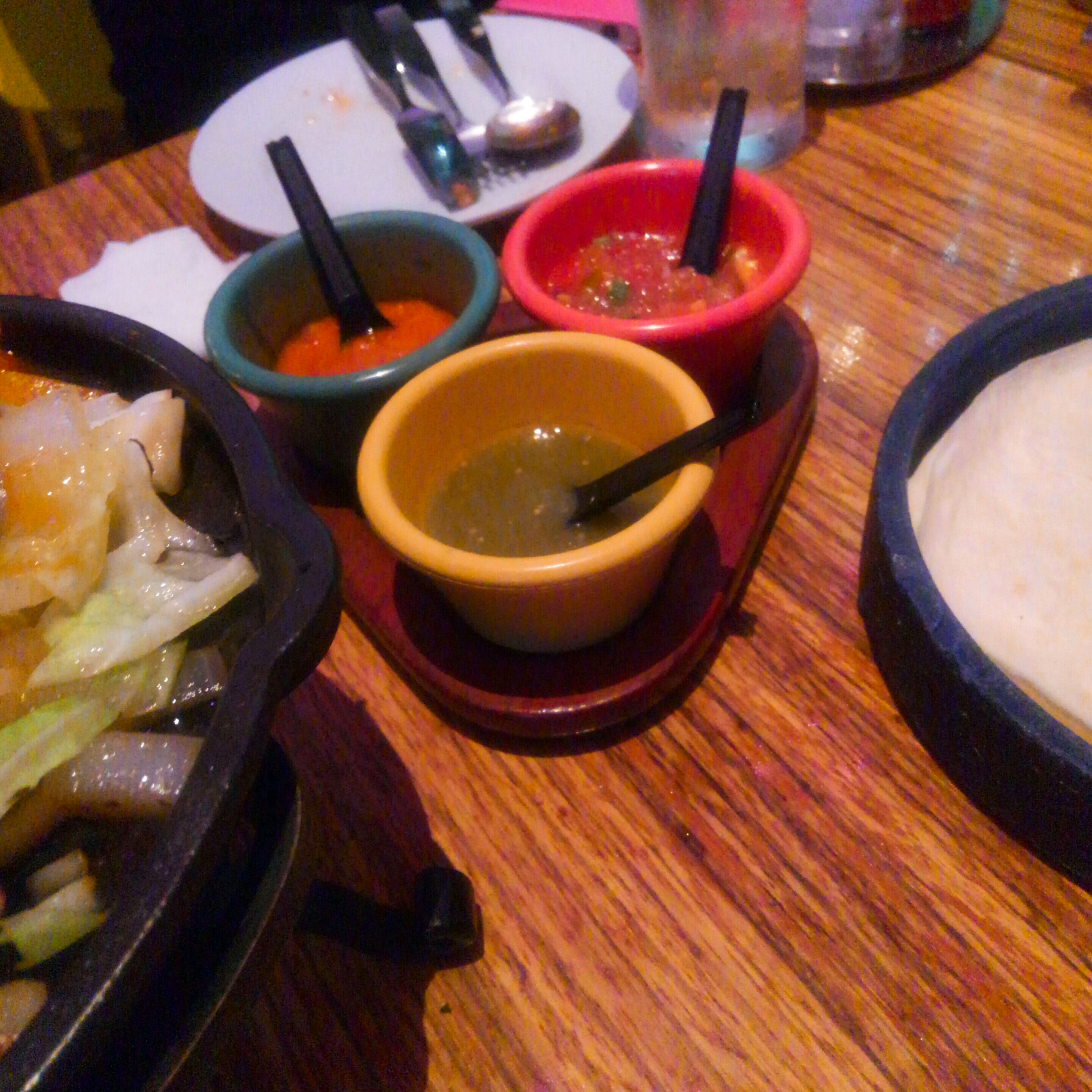 MUCHO MODERN MEXICANO (ムーチョ モダン メキシカーノ) さんの 【受付終了】次回は来年！ゴージャスな空間で食べる本場スタイルのメキシカン♪『MUCHO』にみんなで行こう！