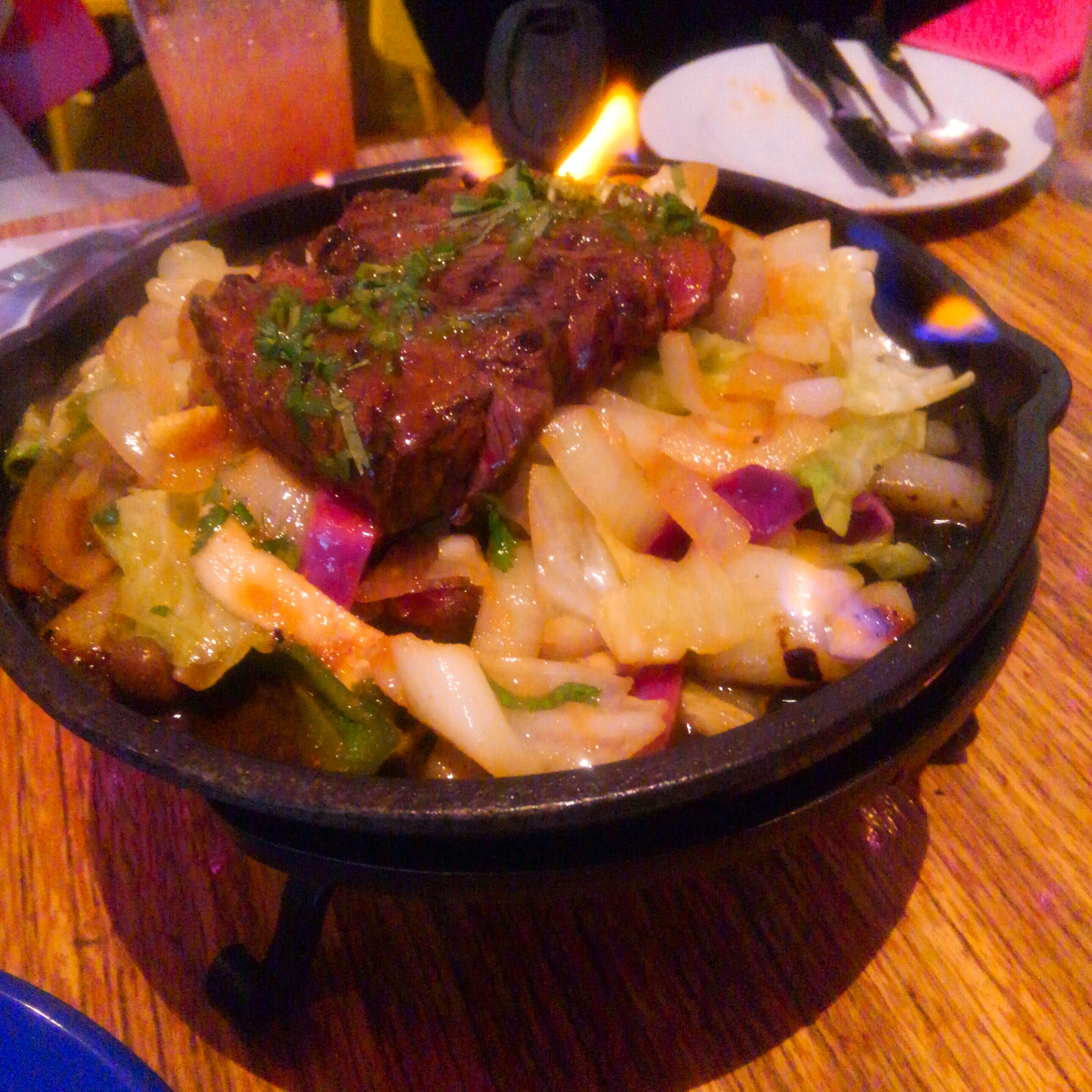 MUCHO MODERN MEXICANO (ムーチョ モダン メキシカーノ) さんの 【受付終了】次回は来年！ゴージャスな空間で食べる本場スタイルのメキシカン♪『MUCHO』にみんなで行こう！