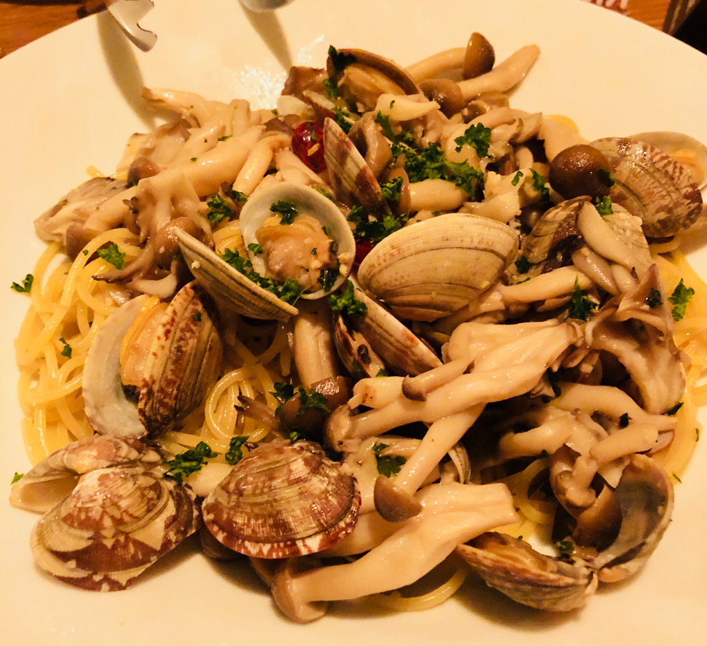 ULTRA CHOP-KitchHike『みんなでお店』 さんの 【満席御礼✨飲み放題つき！】羊好きは押さえておきたい、柔らかジューシーな最高級ラムチョップが絶品！『ULTRA CHOP』にみんなで行こう！