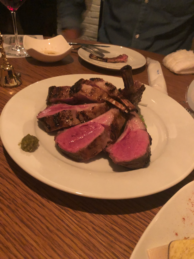 ULTRA CHOP-KitchHike『みんなでお店』 さんの 【満席御礼✨飲み放題つき！】羊好きは押さえておきたい、柔らかジューシーな最高級ラムチョップが絶品！『ULTRA CHOP』にみんなで行こう！