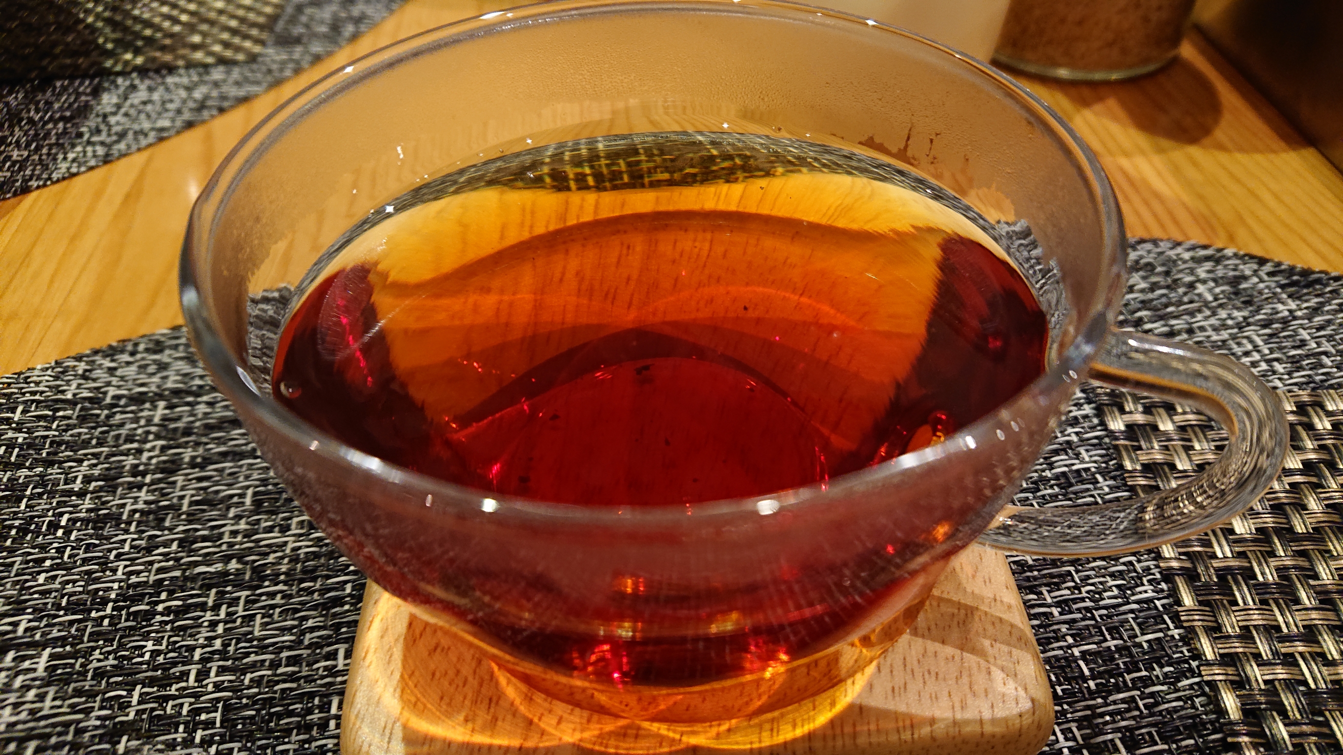 Maki さんの 旅するお茶会《台湾篇②》〜あまい蜜の香りの蜜香紅茶と台湾伝統菓子で、ほっこりした冬の夜を〜 