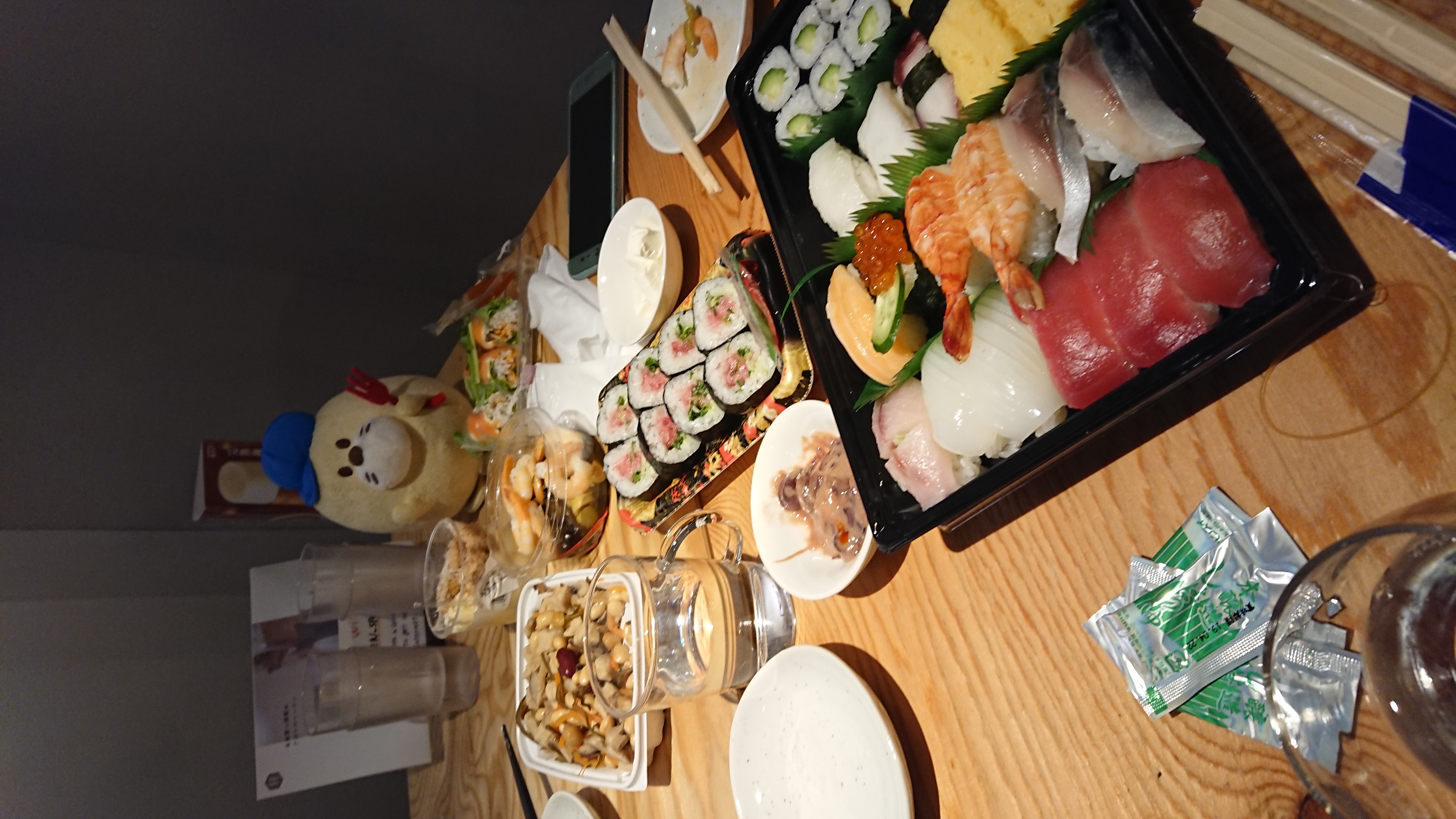 KURAND SAKE MARKET SHIBUYA さんの 【渋谷/当日予約OK！】地方の小さな酒蔵の日本酒100種類が飲み放題♪『KURAND SAKE MARKET SHIBUYA』でちょい飲みしよう！