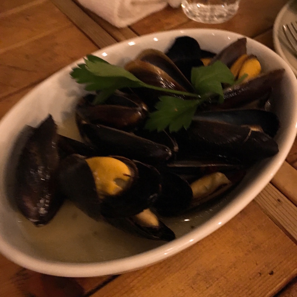 キッチハイク@スワンレイクパブエド さんの 【東京】世界が認めた新潟発ブルワリーの直営店「ちょい飲みスタンド」@SWANLAKE Pub Edo 八重洲店