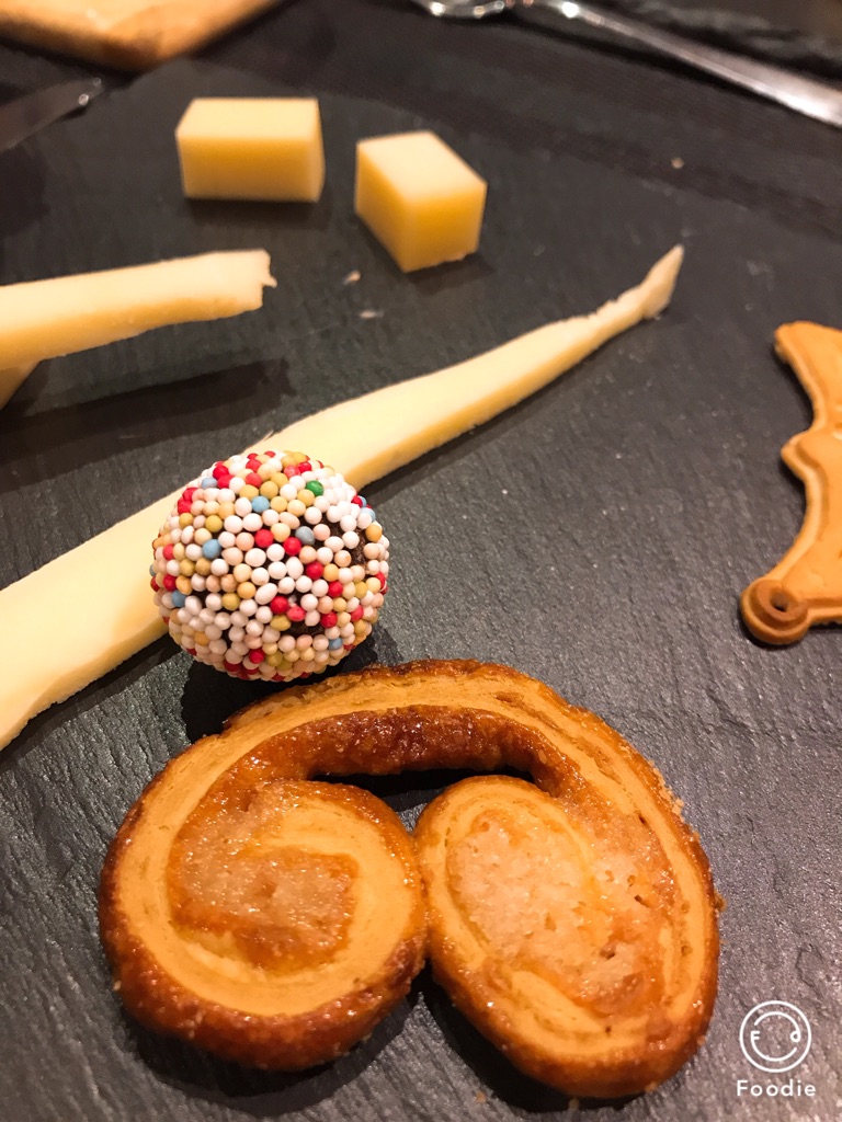 Maki さんの 旅するお茶会《台湾篇②》〜あまい蜜の香りの蜜香紅茶と台湾伝統菓子で、ほっこりした冬の夜を〜 