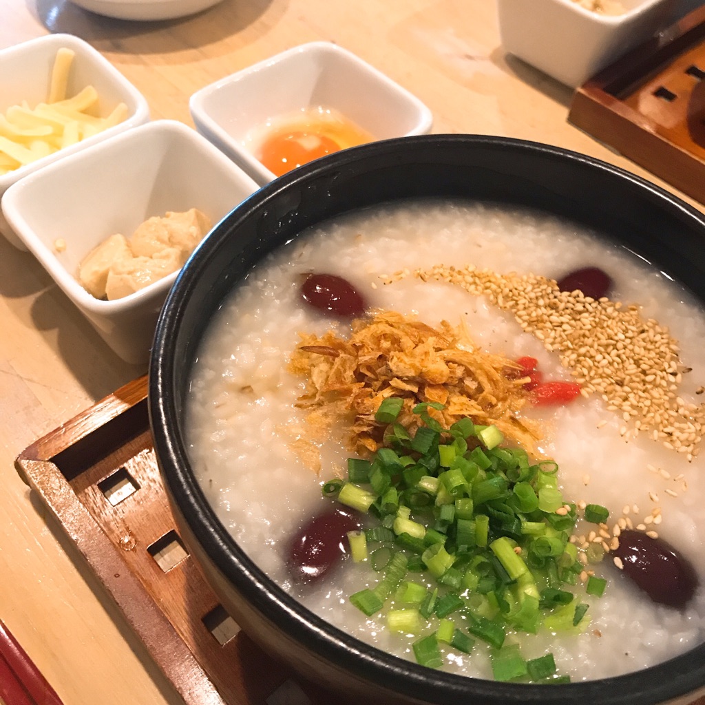 キッチハイク@粥麺楽屋喜々(カユメンガクヤキキ) さんの 【開催決定✨】中華粥「粥麺楽屋喜々」で好きな料理を頼もう(~ ¥999)