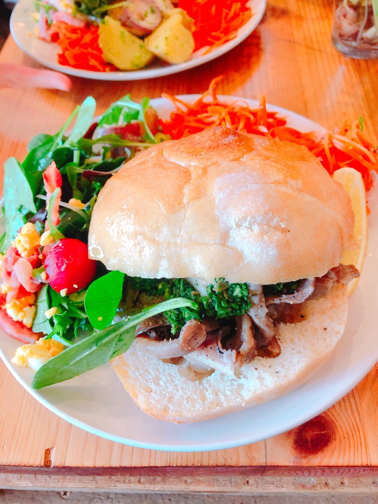 Shige さんの 【フィレンツェのストリートフード、ランプレドットを食べよう！withスージー】イタリアンが大好きなCOOKが集結😋 楽しいとおいしいはみんなで作る‼️ 朝から晩までいろんなPop-Upが連続で、まるごと1日みんなで楽しめるPop-Upデイ✨@上野キッチハイクキッチン