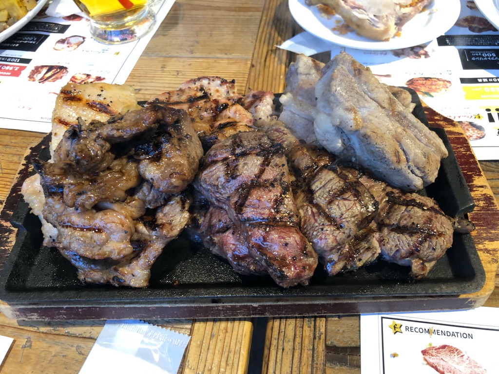 キッチハイク@BUTCHER’SMOTHER神保町店(ブッチャーズマザー) さんの バル・バール「BUTCHER’SMOTHER神保町店」でコース料理を楽しもう(¥2,000 ~ ¥2,999)
