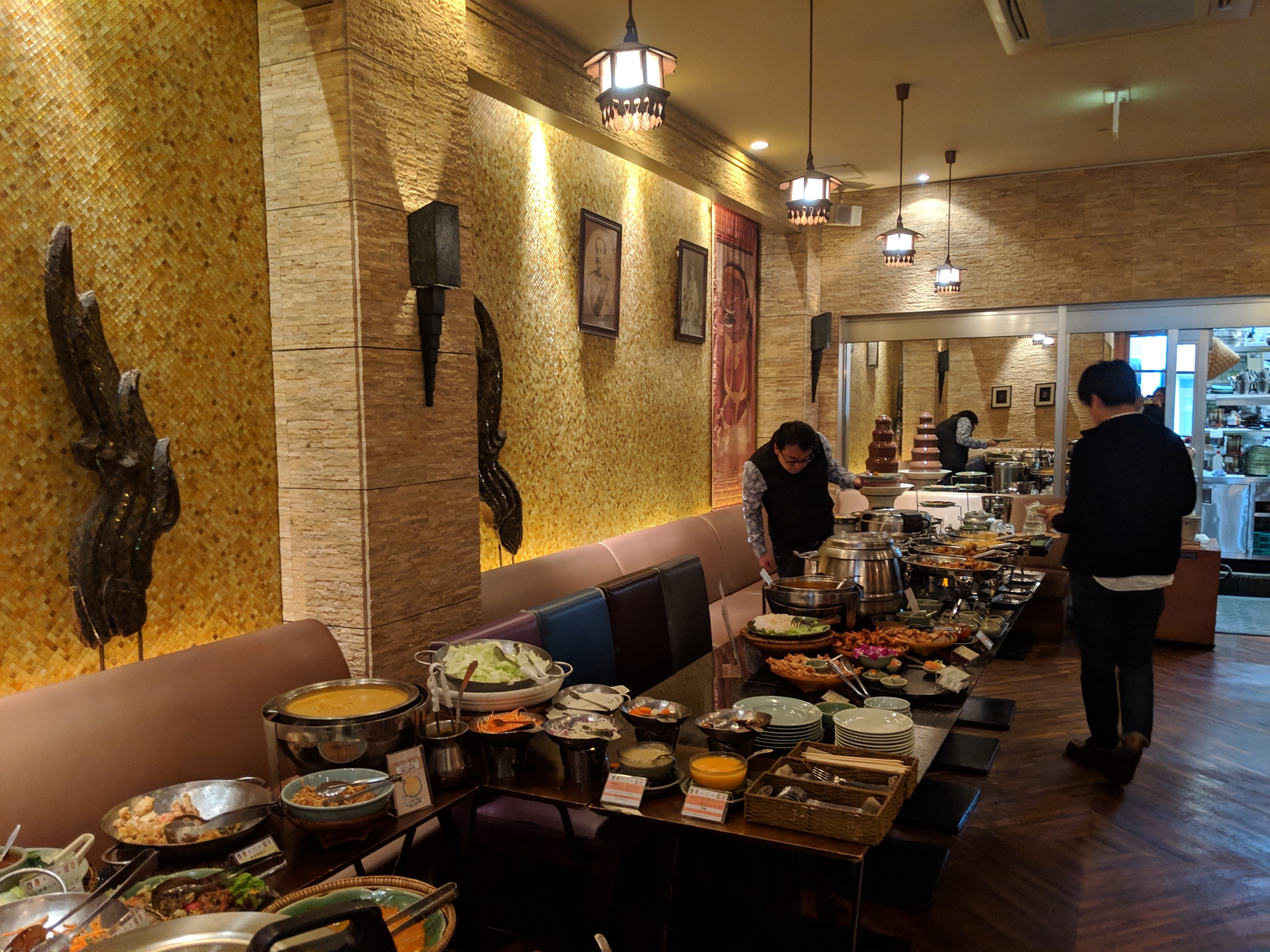 キッチハイク@チェディルアン北堀江本店(CHEDILUANG) さんの タイ料理「チェディルアン北堀江本店」でコース料理を楽しもう(¥2,000 ~ ¥2,999)