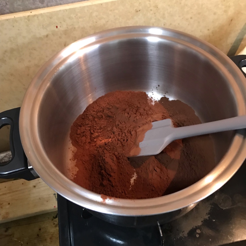 クワトロシェフ（四天王） さんの 世界のパン祭りワークショップ　～ウズベキスタン・イタリア・ロシアのパンを生地から作る～