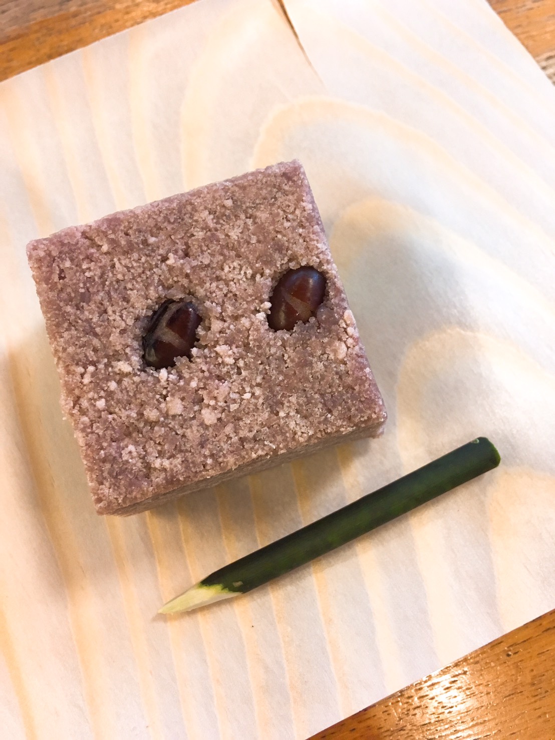 Natsuko さんの 薬草茶ワークショップ　ー野山からの手摘み５０種類の薬草を楽しもう！ー