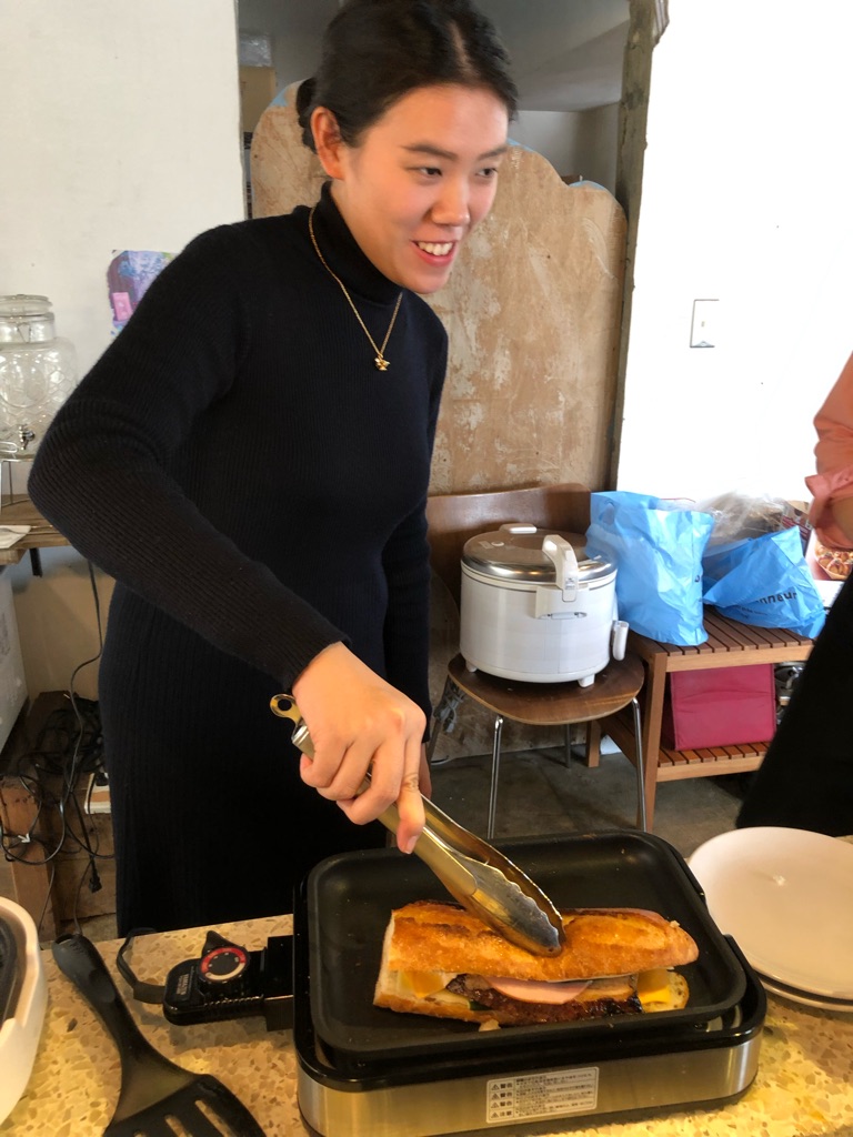 Ren さんの 【満員御礼♪昼の部】みんなで作ろう！手作りチップス&3種類のクラフトビールで乾杯しよう！HOPPIN' GARAGEアンバサダーRen&Shihoコラボ