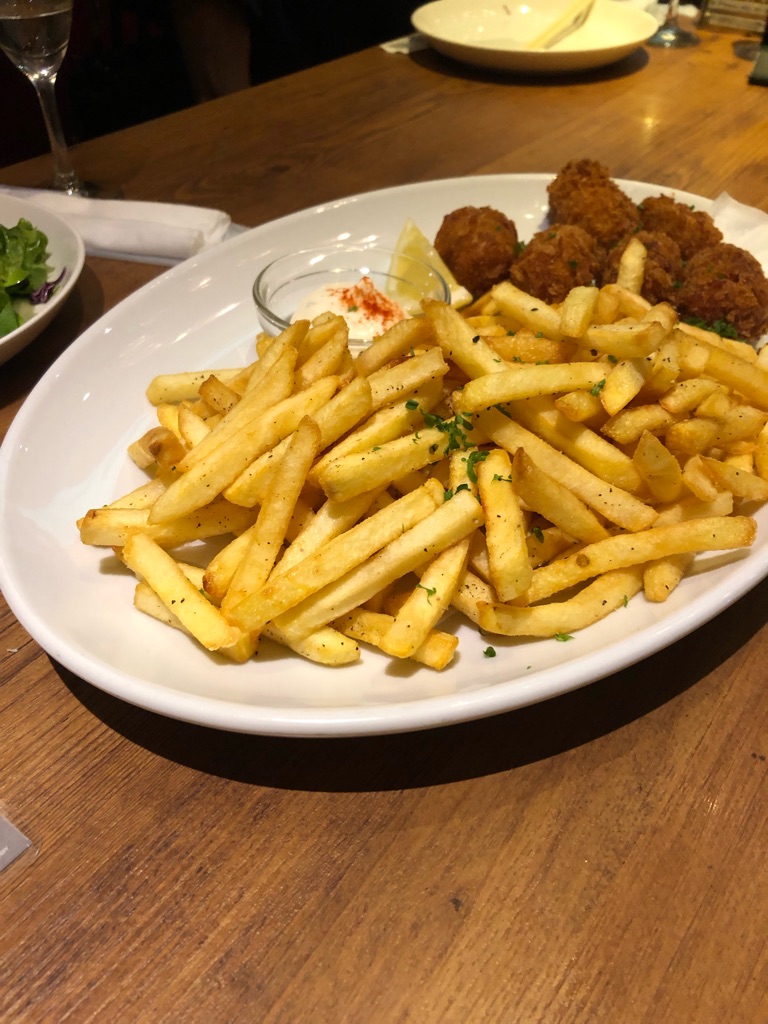 キッチハイク@N9Y BUTCHER'S GRILL NEW YORK銀座店 さんの 【ドリンク3杯付き🍻】メインはリブロースステーキ！「N9Y BUTCHER'S GRILL NEW YORK銀座店」でコース料理を楽しもう(¥2,000 ~ ¥2,999)