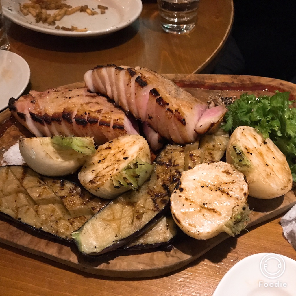 キッチハイク@エルビーシックス(LB6) さんの 都内ではここだけ！熟成肉に三元豚とワイン✨「LB6 (エル・ビー・シックス)」でコースを楽しもう(¥3,000 ~ ¥3,999)