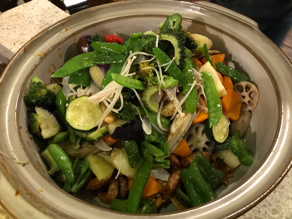 Asami さんの 大好き❤️にく肉ニク🍖Pop-Upデイ。とにかくお肉が大好きなCOOKが集結😋 楽しいとおいしいはみんなで作る‼️朝から晩までいろんなPop-Upが連続で、まるごと1日みんなで楽しめるPop-Upデイ✨@上野キッチハイクキッチン