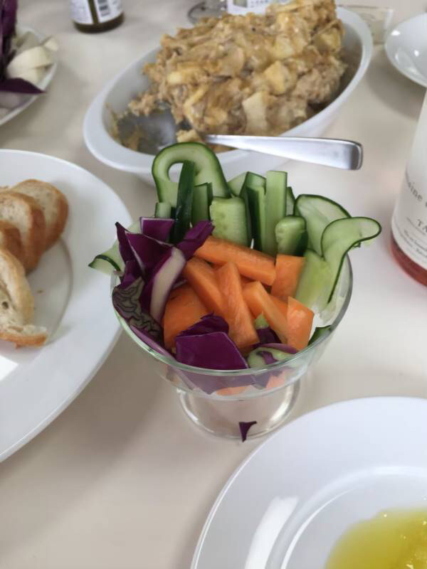 TOKYO HONEY Terrace店長 さんの 【第1回】ハニーテラス食堂♪手軽なオーガニック料理が食べ放題＆ワインを楽しもう♪