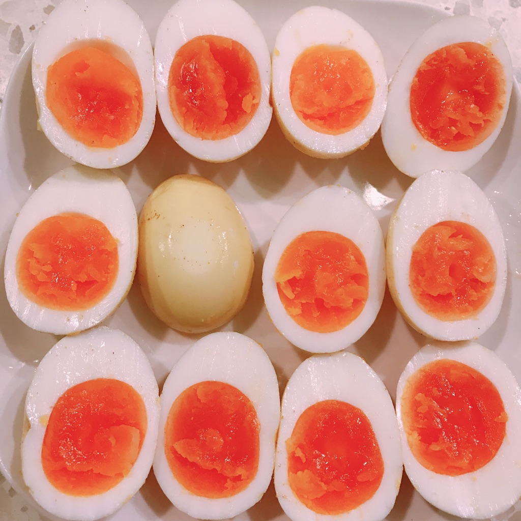 yukari さんの 【イギリス×発酵×カレー❣️ホールスパイスで作る！カルダモン香るイギリスの白いカレー＆美味しいイギリスを食べよう♡】大好き❤️カレーPop-Upデイ。とにかくカレー料理が大好きなCOOKとHIKERが集結😋 楽しいとおいしいはみんなで作る‼️朝から晩までいろんなPop-Upが連続で、まるごと1日みんなで楽しいPop-Upデイ✨@上野キッチハイクキッチン