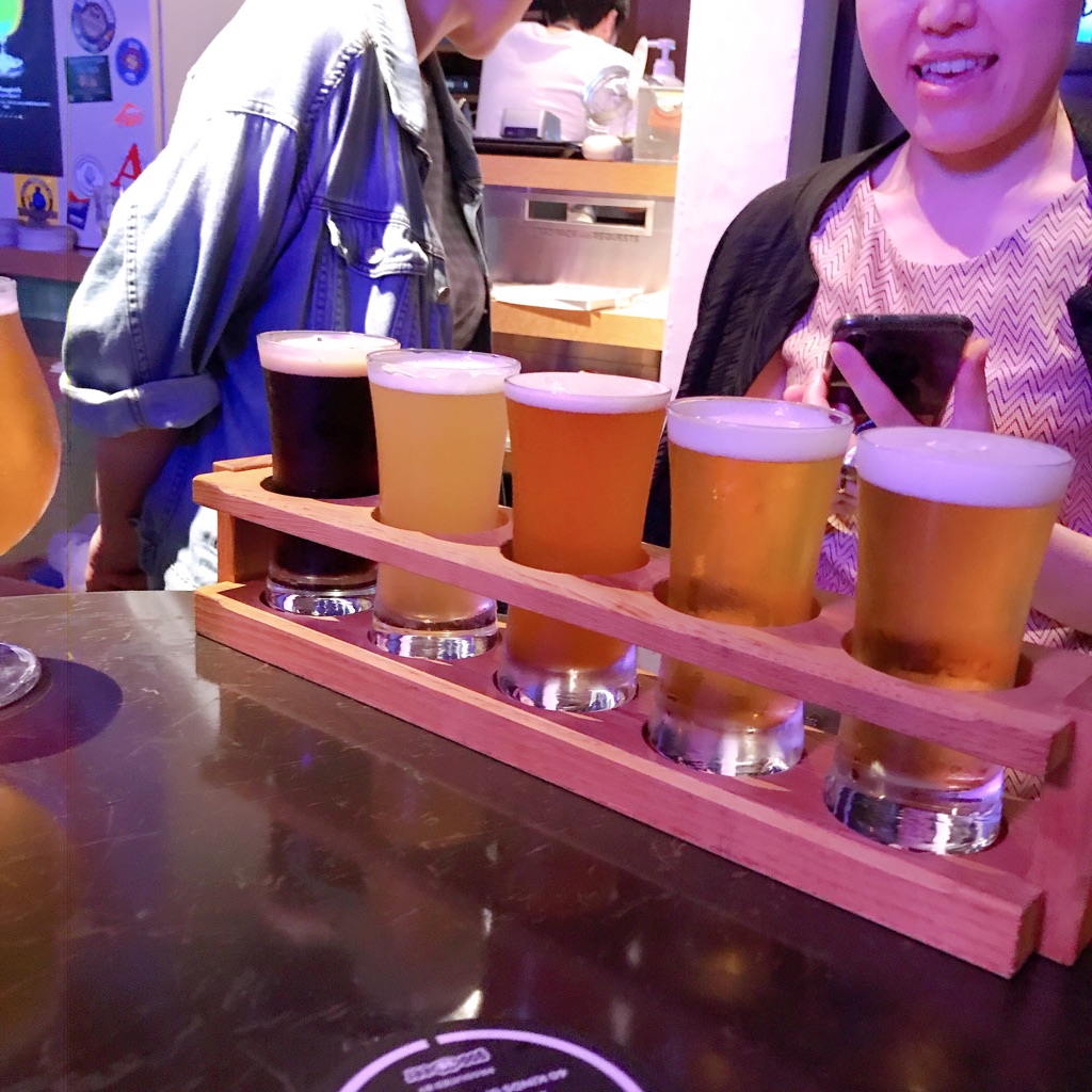 キッチハイク@グッドビアフォーセッツ　(goodbeerFaucets) さんの 【渋谷】40種類の樽生ビールから選べる！「ちょい飲みスタンド」@グッドビアフォーセッツ