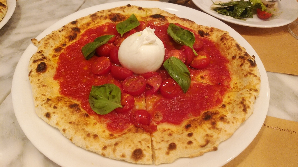 キッチハイク@EATALY グランスタ丸の内店 さんの 選び抜いた食材を使った本格ピッツア！イタリアン「EATALY グランスタ丸の内店」で好きな料理を頼もう (¥3,000 ~ ¥3,999)