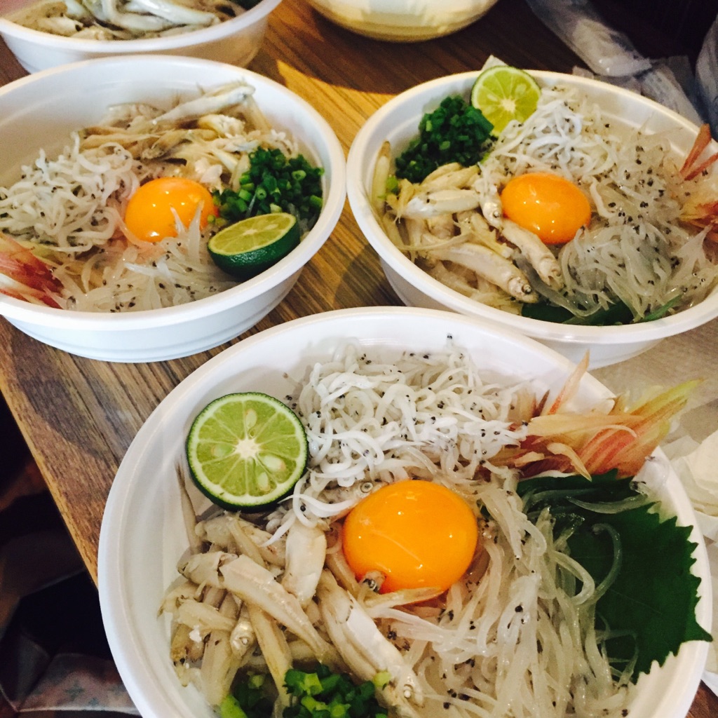 耕 さんの 霞ヶ浦の「シラウオ」を堪能する！！！ 全国の漁師さんや魚市場から送ってもらう旬の魚を調理して喰らう会^^