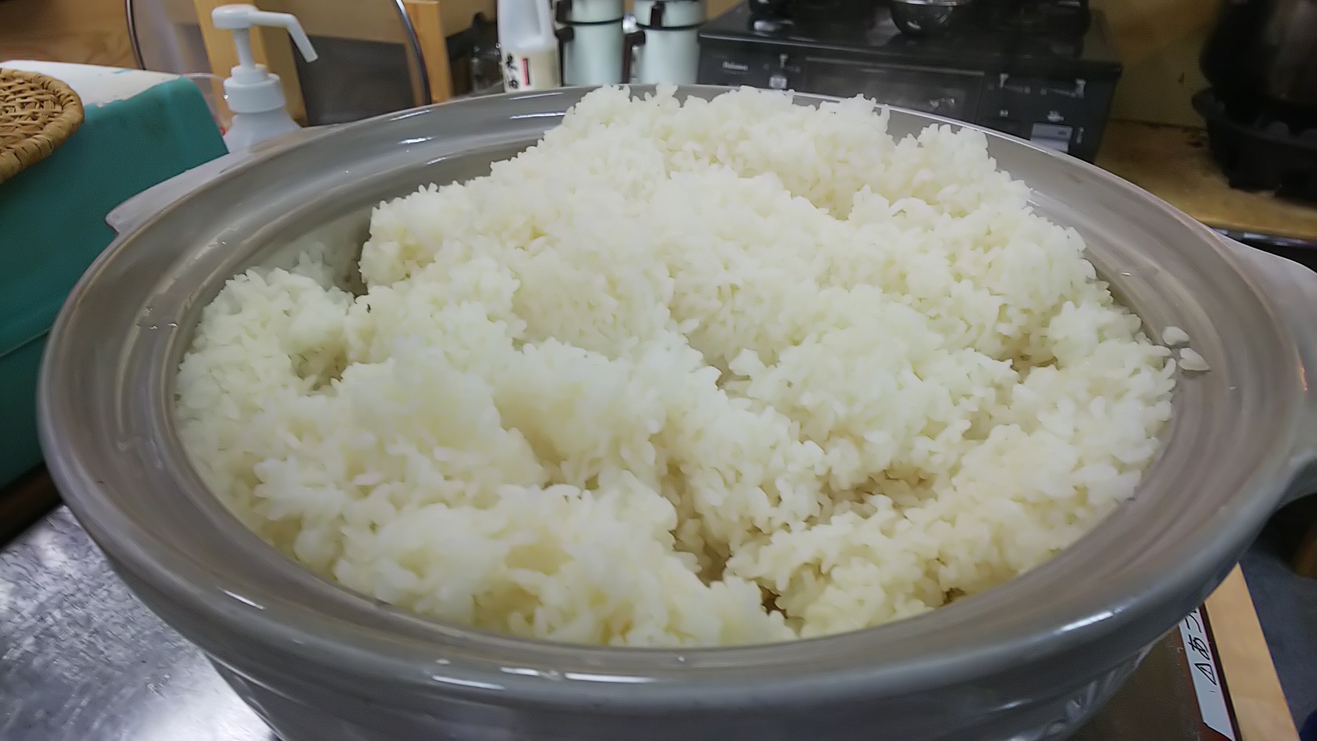 フーテンの漁師ノブちゃんマン さんの 【満員御礼】現役漁師シリーズ三部作〜第一弾「高級なカラフル○○焼きを作ろう」（昼の部）〜（他サイトから昼夜合わせて30人）