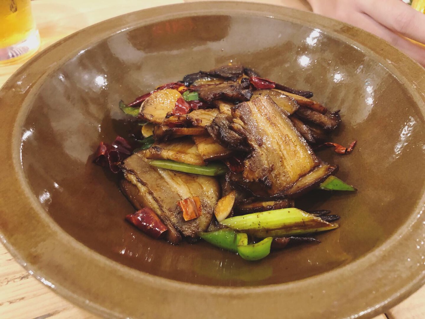 香辣里(シャンラーリー) さんの 発酵・ハーブ・燻製中華！スカッと爽快な辛さを楽しむ本格湖南料理店「香辣里」で好きな料理を頼もう (¥4,000 ~ ¥4,999)