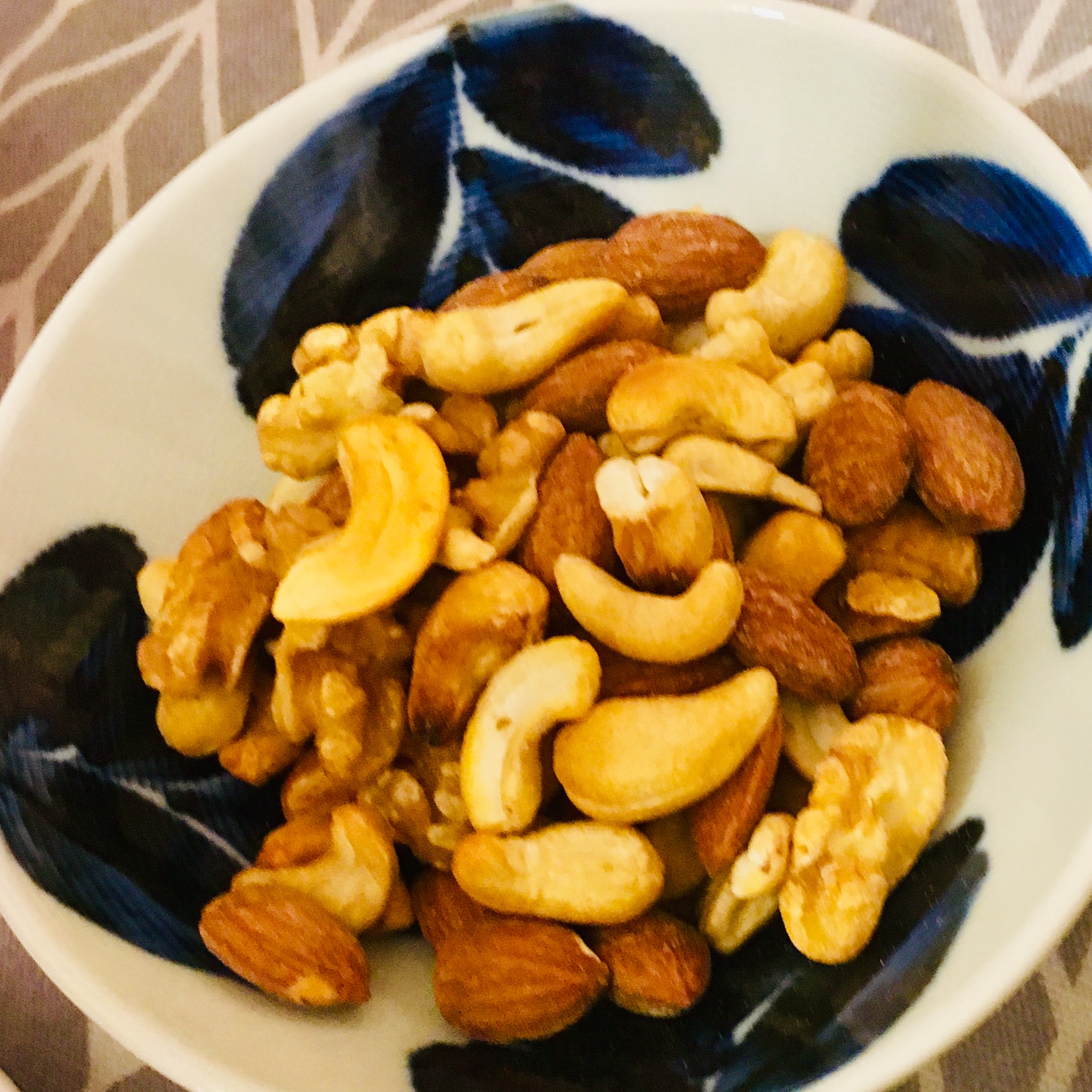 はっち さんの 【はっちの晩ごはん】日常おかずと土鍋ごはんでおもてなし。