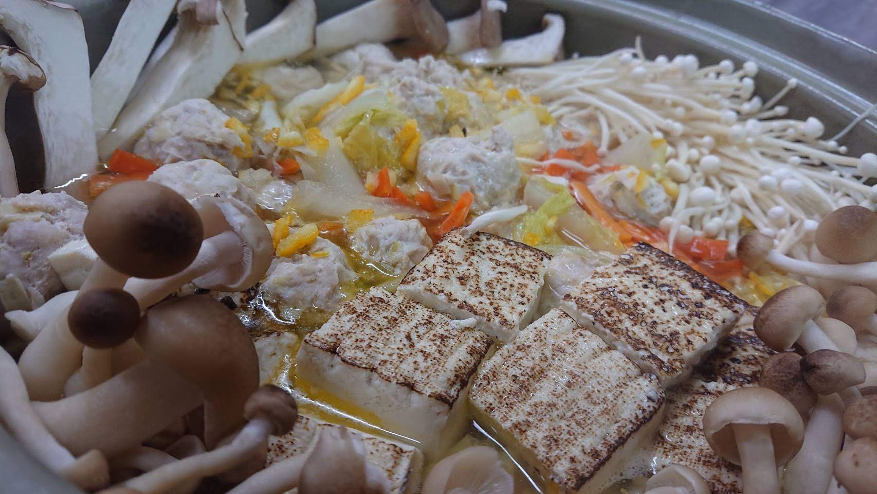 Naoko さんの 【トレンド鍋！？】肉タワー鍋を作って食べよう！