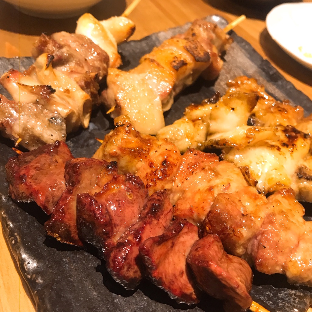 やきとん木々家 六号店  五反田高架下店 さんの 10種類以上の豚の部位を食べ尽くせる！五反田の高架下でこだわりのやきとんを味わおう