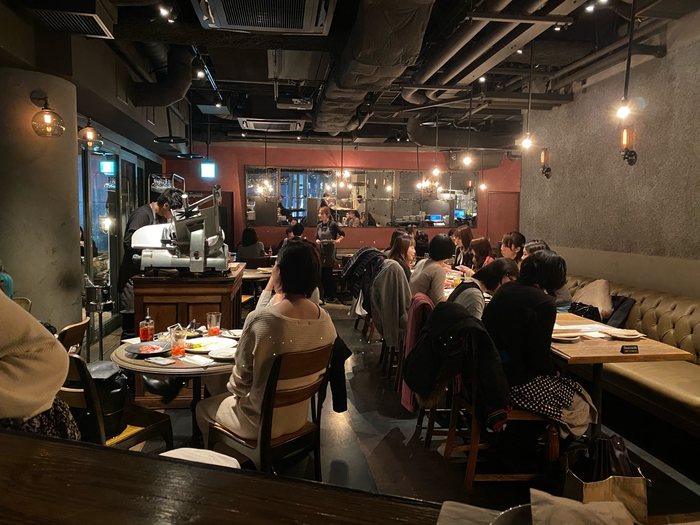 ピッツェリア カンテラ さんの 【ワイン🍷】🎄クリスマス🎄都内を一望できる「ピッツェリア カンテラ」で全粒粉のうまみを感じるピザを食べよう！(¥3,000 ~ ¥3,999)