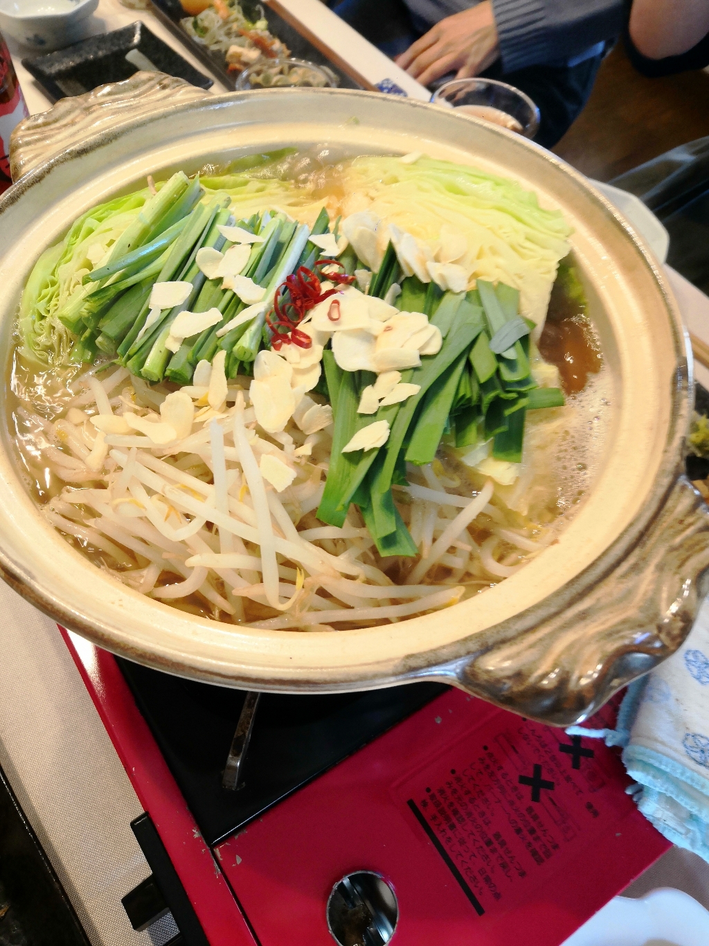 akinori さんの 所沢で焼き芋パーリー！「皮パリッ、蜜ジュワ〜」トロットロ！ヨネの田舎料理もタップリ〜😆