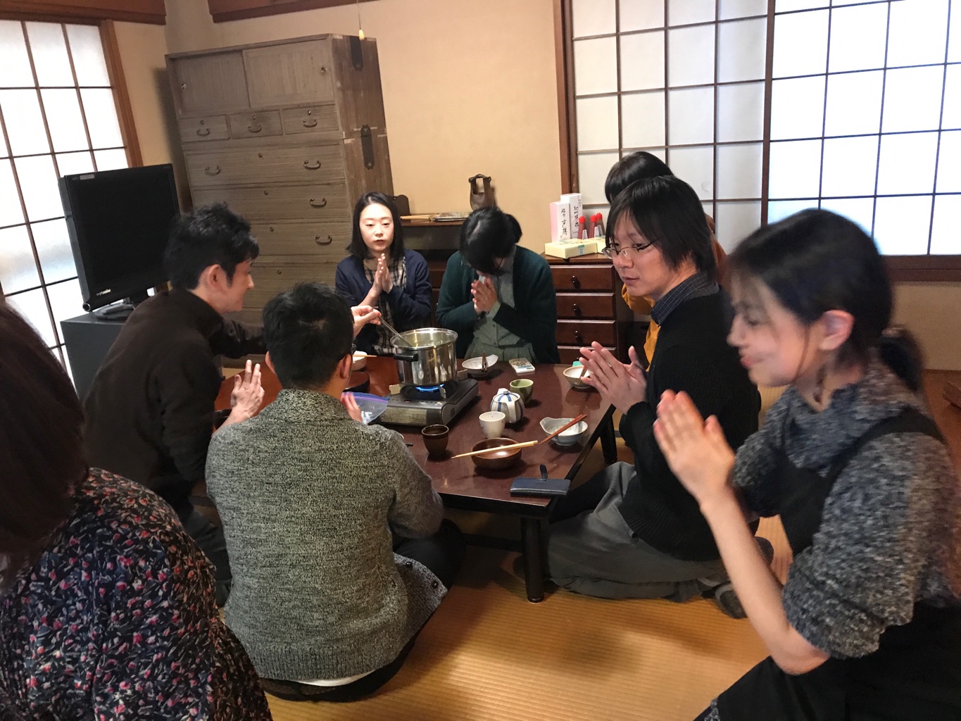 亜木 さんの 【満員御礼！団欒水餃子】皮から作る！本格水餃子をみんなで包んで食べちゃう会🥟