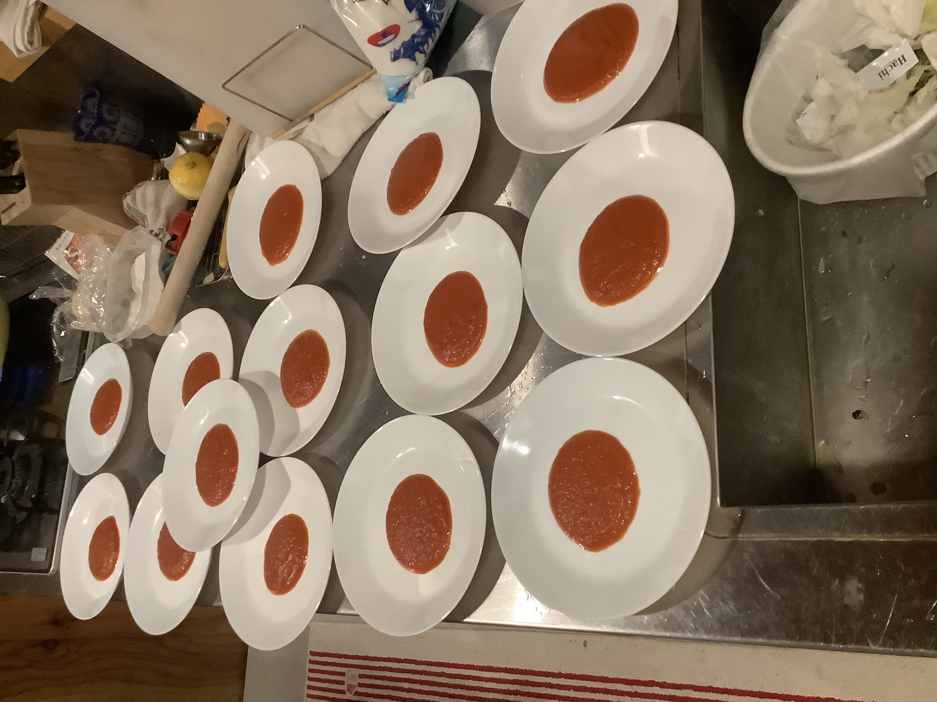 西荻KONOCAFE＠イベント さんの 【満員御礼/別日6月7日で調整中】本場シェフのボルシチとピロシキを食べて 注目度アップの「ウラジオストク・極東ロシア」の魅力に迫る！ 中村さんの『地球の歩き方　極東ロシア』祝・刊行～