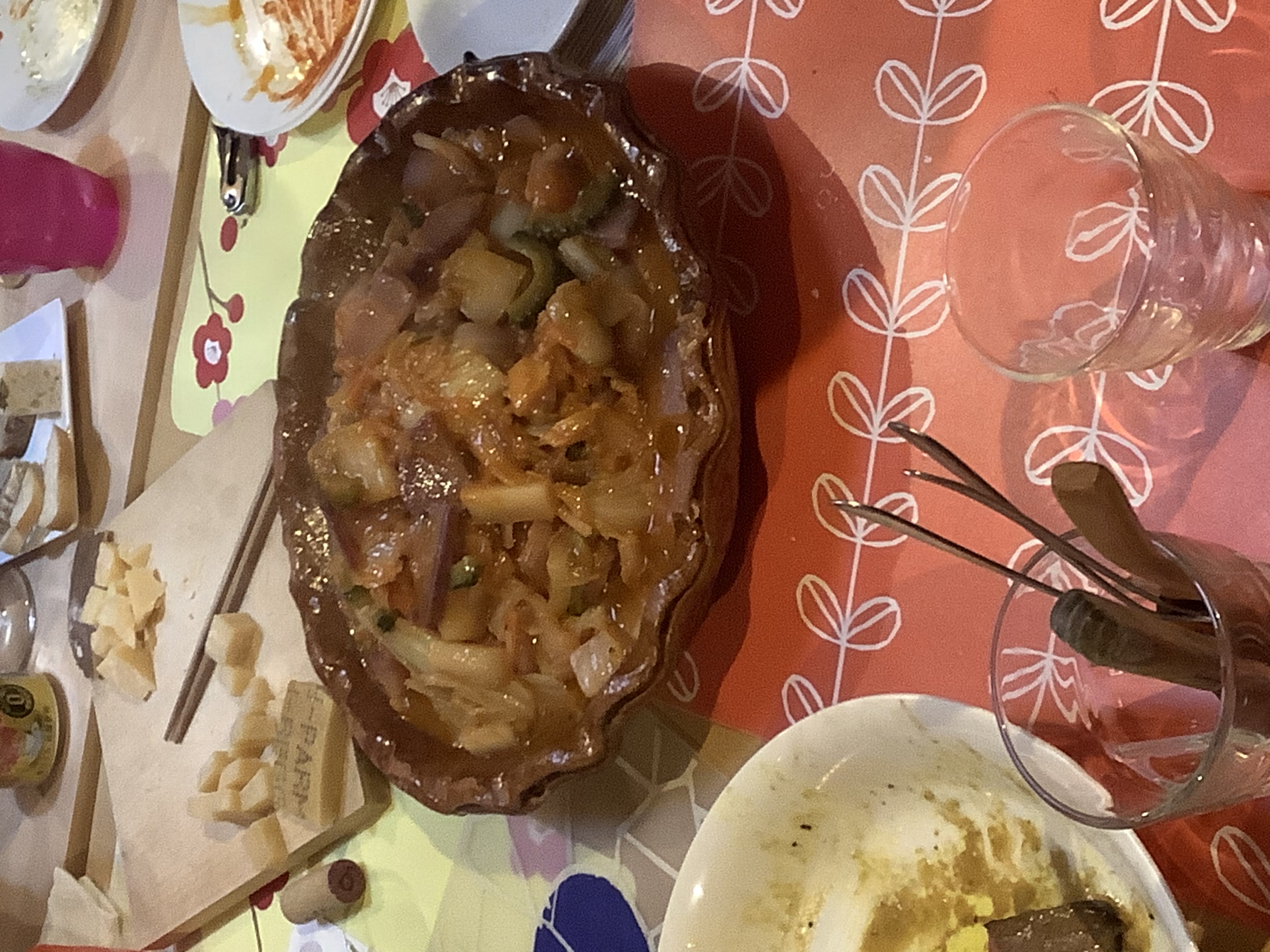 西荻KONOCAFE＠イベント さんの 【満員御礼/別日6月7日で調整中】本場シェフのボルシチとピロシキを食べて 注目度アップの「ウラジオストク・極東ロシア」の魅力に迫る！ 中村さんの『地球の歩き方　極東ロシア』祝・刊行～