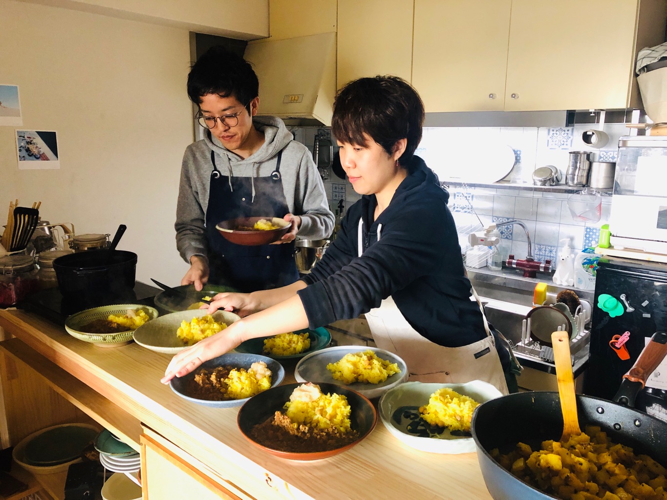 けいすけ さんの 【至福のポークビンダルー】大好き❤️カレーPop-Upデイ。とにかくカレー料理が大好きなCOOKとHIKERが集結😋 楽しいとおいしいはみんなで作る‼️朝から晩までいろんなPop-Upが連続で、まるごと1日みんなで楽しめるPop-Upデイ✨@上野キッチハイクキッチン