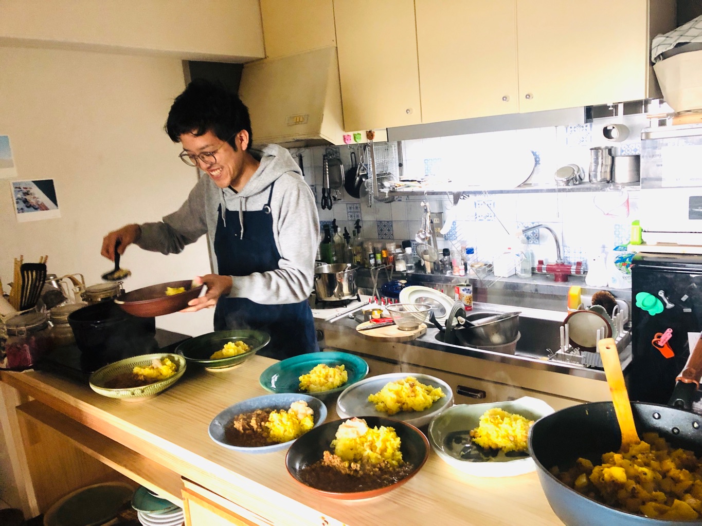 けいすけ さんの 【至福のポークビンダルー】大好き❤️カレーPop-Upデイ。とにかくカレー料理が大好きなCOOKとHIKERが集結😋 楽しいとおいしいはみんなで作る‼️朝から晩までいろんなPop-Upが連続で、まるごと1日みんなで楽しめるPop-Upデイ✨@上野キッチハイクキッチン