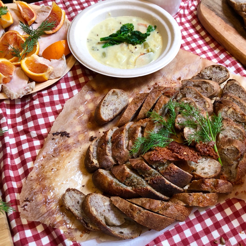 ChiHiR0 さんの 大好きキッチハイク！〜Chihiroの焼き立ておやつパンとハーブティ～