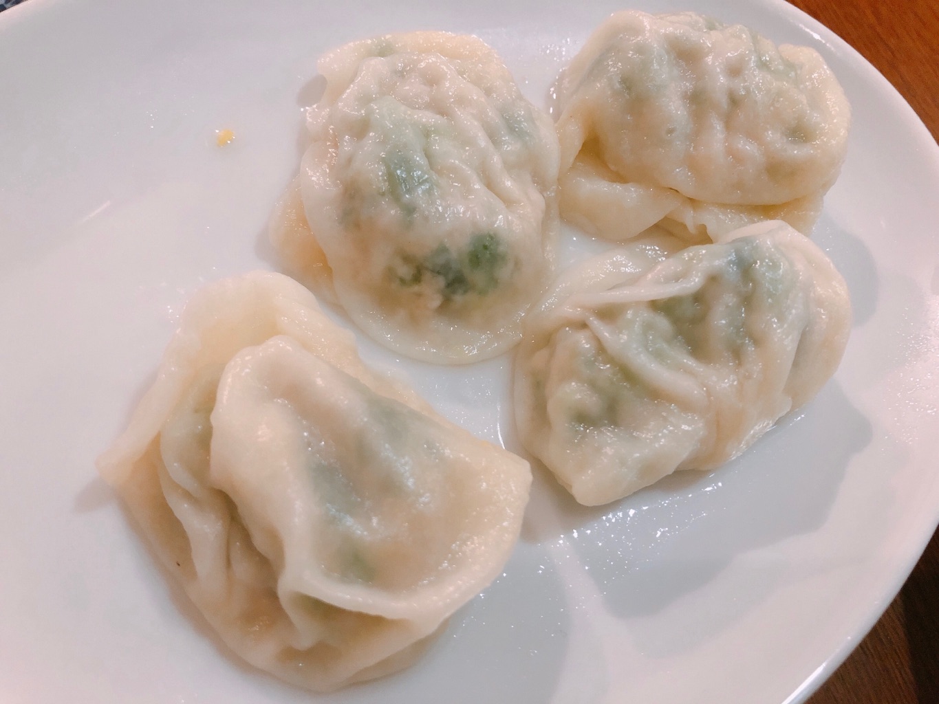 ギョウザマニア 品川はなれ さんの 有名グルメガイド掲載店舗！餃子専門店「ギョウザマニア 品川はなれ」で好きな料理を頼もう (¥2,000 ~ ¥2,999)