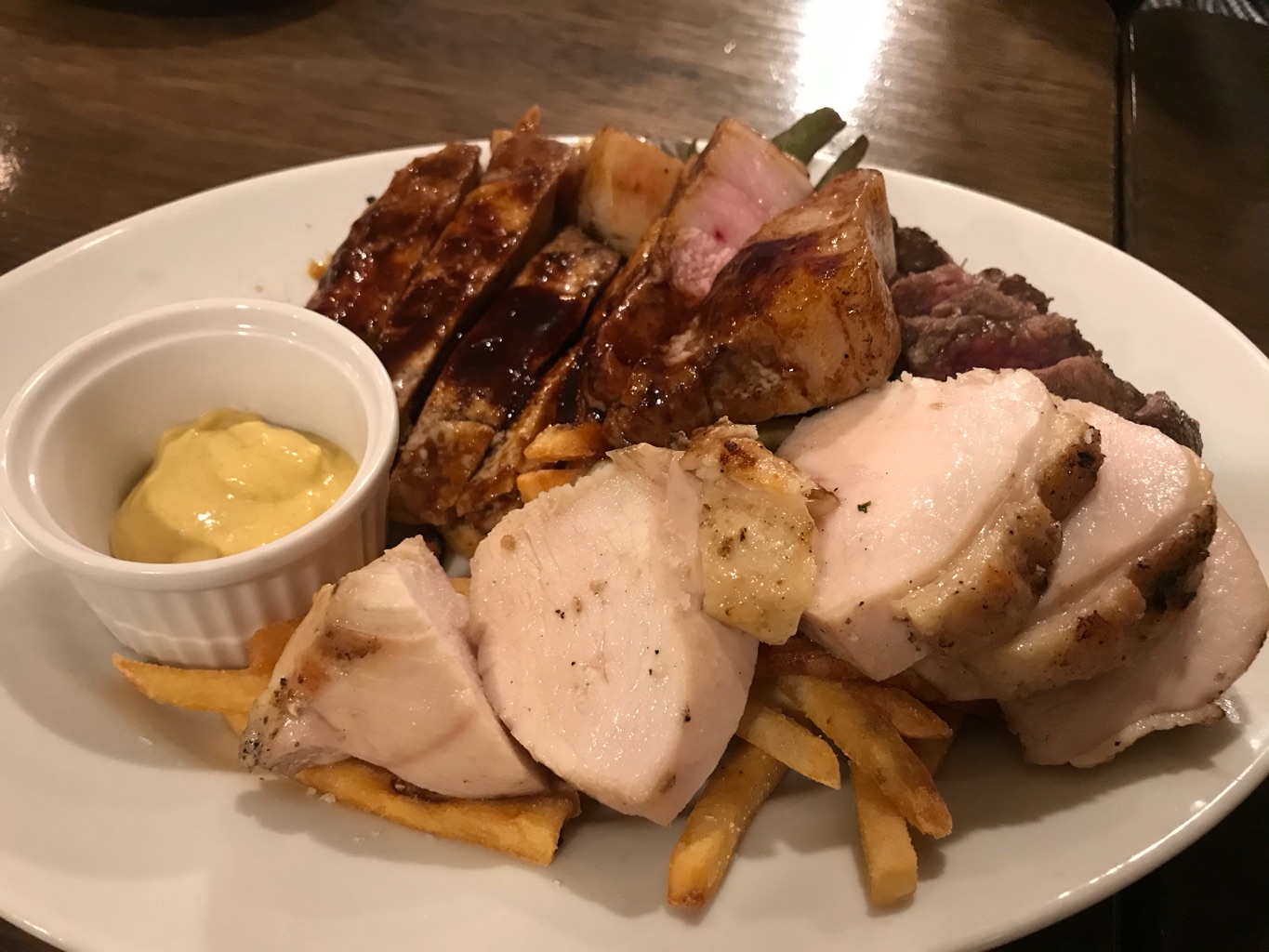 MARZAC 7 さんの 【30代限定】ワインに合う炭火焼きが自慢！目黒川沿いの一軒家バルで贅沢なひとときを